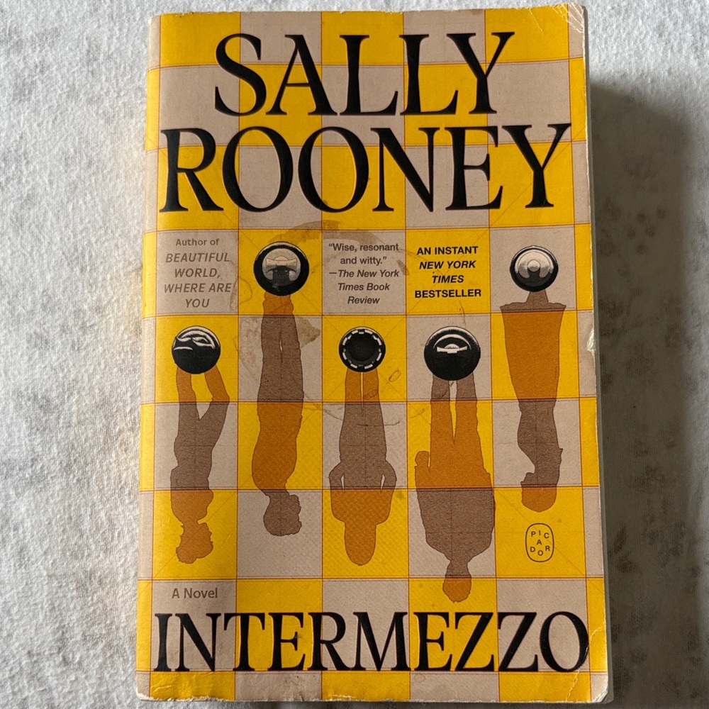 'Intermezzo' Novel - Yellow Cover